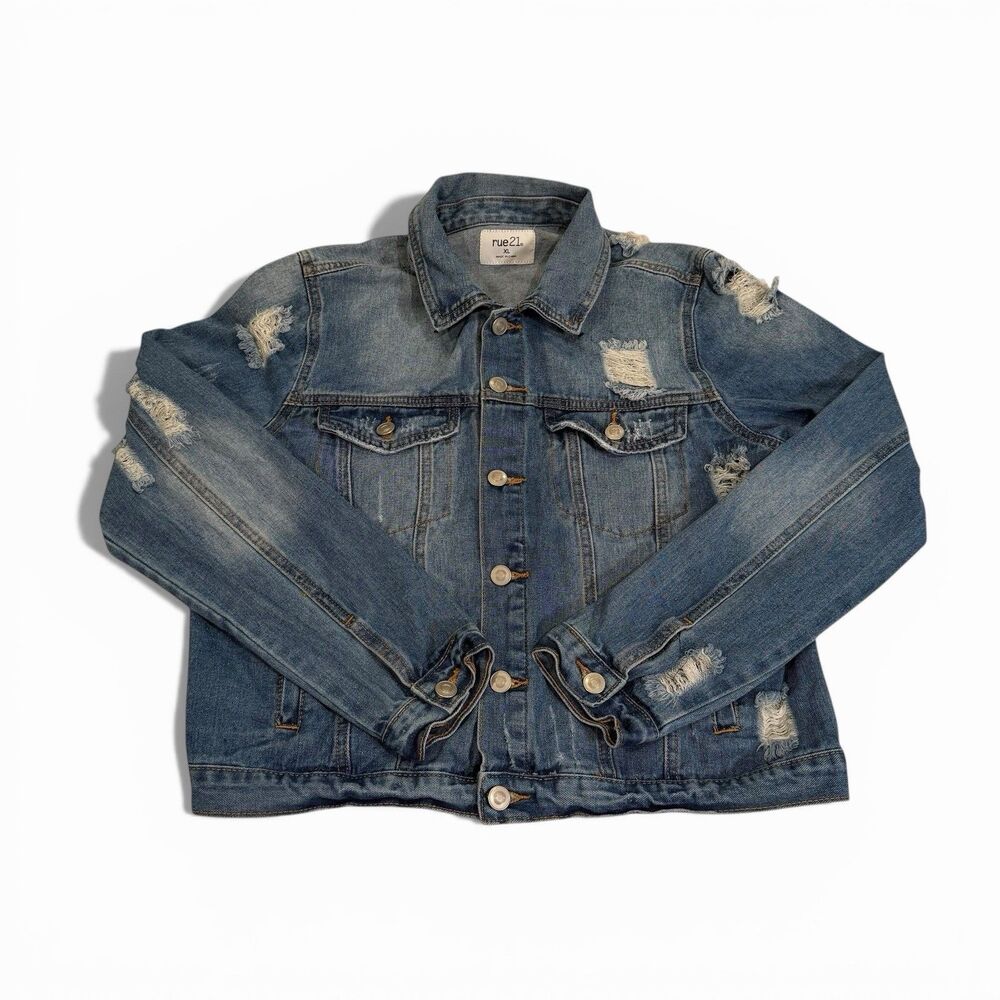 rue21 Women’s Distressed Denim Classic Jacket Blue XL‎ Long Sleeve Button Up